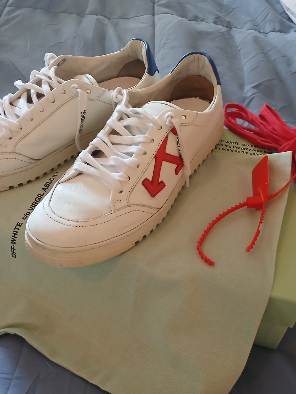 Off-White White Leather Sneakers with Red Arrow Detail